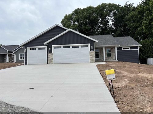 N3997 Wettering Way, FREEDOM, WI, 54130 | Card Image