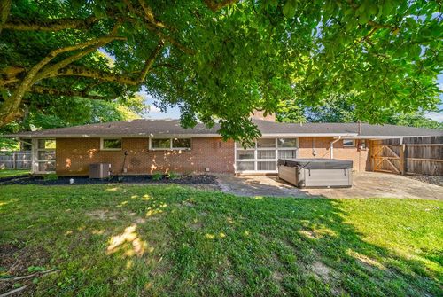 201 Marietta Dr, Hopkinsville, KY, 42240-4856 | Card Image