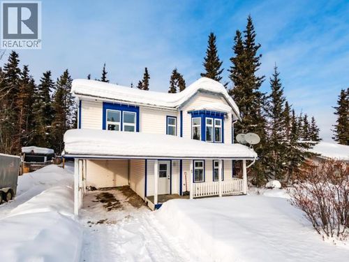 5 Turner Cres, Whitehorse, YT, Y1A0C4 | Card Image