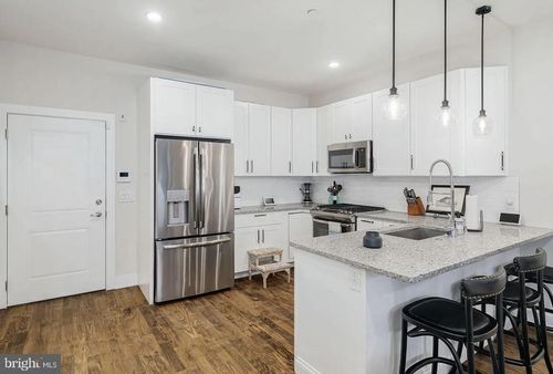 unit-2-207 E Allen St, PHILADELPHIA, PA, 19125-4181 | Card Image