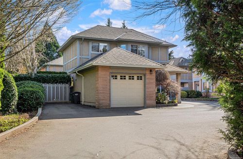 5-1809 Mckenzie Ave, Saanich, BC, V8N1A6 | Card Image