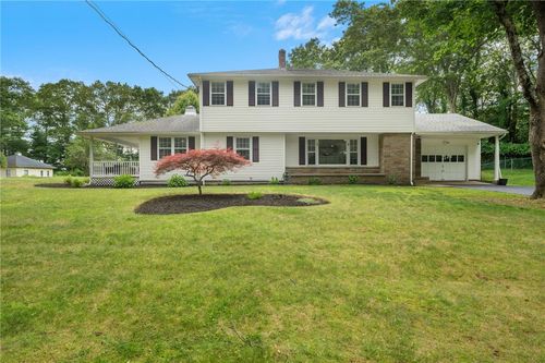 15 Bestwick Trl, Coventry, RI, 02816-6061 | Card Image