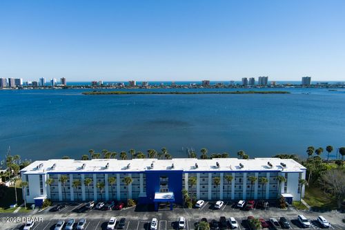 2060-3131 S Ridgewood Ave, South Daytona, FL, 32119-3594 | Card Image