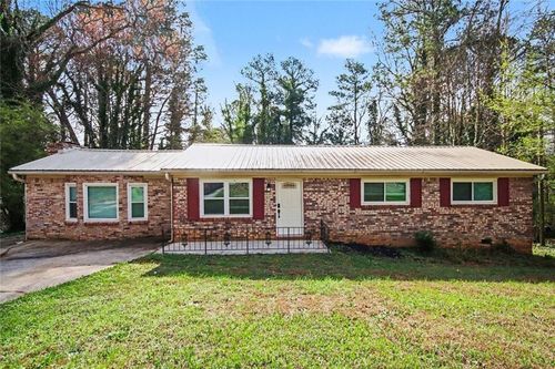 2280 Chestnut Log Loop, Lithia Springs, GA, 30122-3551 | Card Image