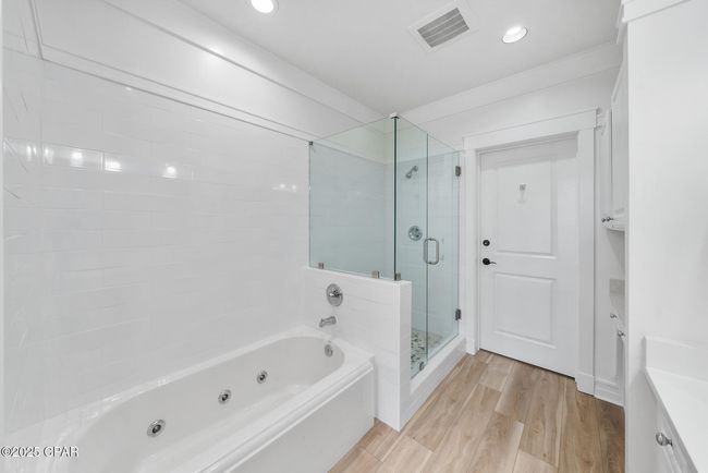 UNIT-103 - 1102 Prospect Promenade, Condo with 2 bedrooms, 2 bathrooms and null parking in Panama City Beach FL | Image 17