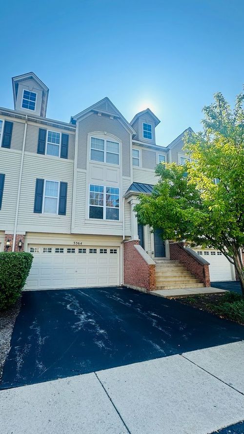 0-3364 Kentshire Cir, Aurora, IL, 60504-6812 | Card Image