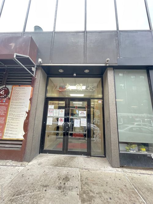 2 Mott St, New York, NY, 10013-5003 | Card Image