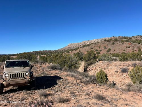 298 W Quartz Hill Rd, Ash Fork, AZ, 86320 | Card Image