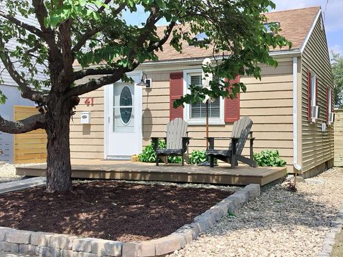 41 Cooper Ave, Milford, CT, 06460-6209 | Card Image