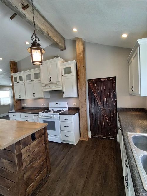 685 4th St, Sanford, CO, 81151-5021 | Card Image