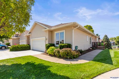 1085 Waters Edge Ct, Carter Lake, IA, 51510-1167 | Card Image