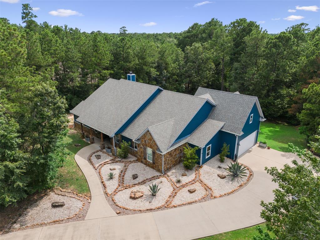 Connie Ln, Montgomery, TX 77316