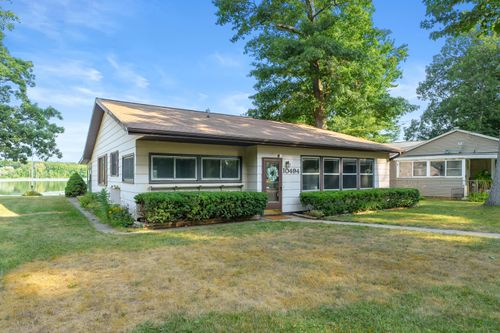 10494 Tomkinson Dr, Scotts, MI, 49088-8765 | Card Image