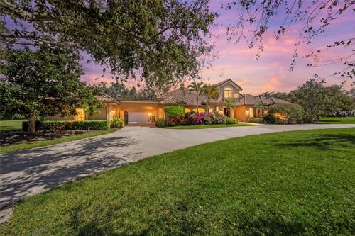 2829 Wilfred Reid Cir, Sarasota, FL, 34240-8636 | Card Image