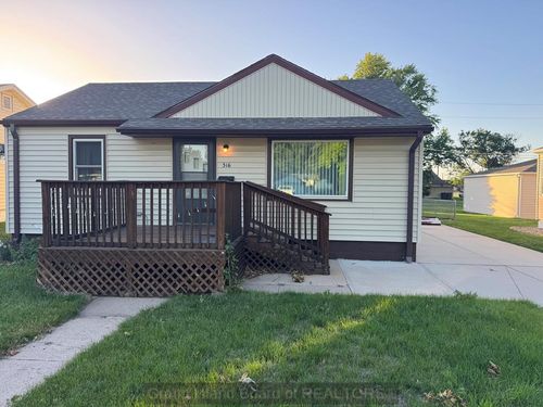316 E 19th St, Grand Island, NE, 68801 | Card Image