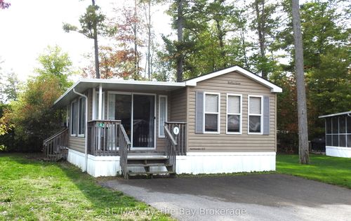 5 Nipagon Cir, Wasaga Beach, ON, L9Z2M3 | Card Image