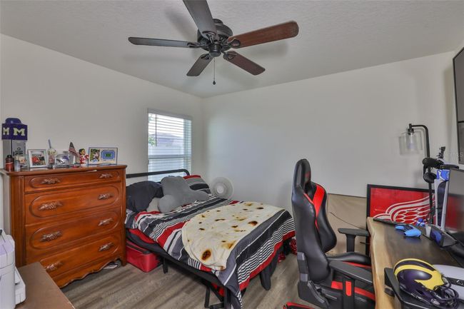 16704 Sunburst Lake St, House other with 3 bedrooms, 2 bathrooms and null parking in WIMAUMA FL | Image 34
