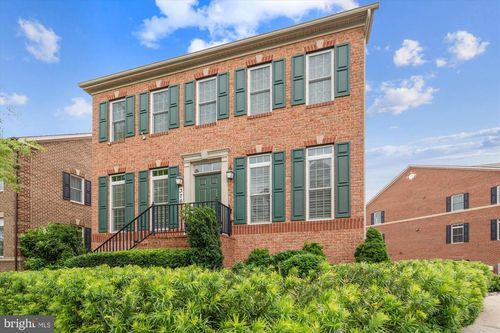 376 Parkview Ave, GAITHERSBURG, MD, 20878-4044 | Card Image