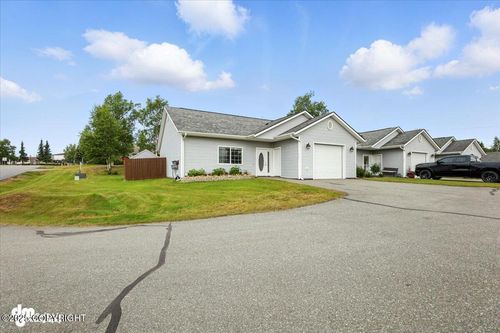 1403 S Center Point Dr, Wasilla, AK, 99654-7994 | Card Image