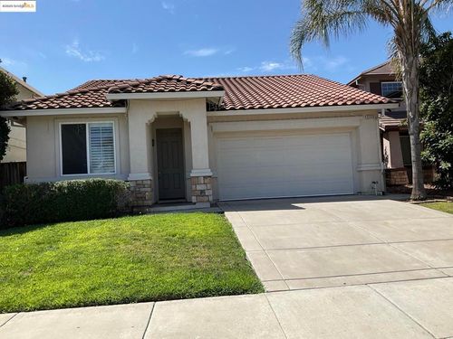 5249 Sungrove Way, Antioch, CA, 94531-8642 | Card Image