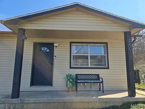 24010 Tallboy Ln, Saint Robert, MO, 65584-3219 | Card Image