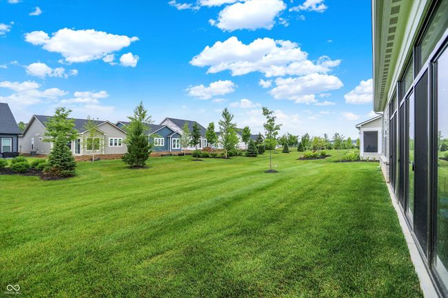 Lawn maintenance included in HOA | Image 26