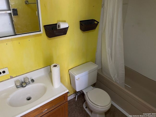 80 San Antonio St, Home with 0 bedrooms, 0 bathrooms and null parking in Campbellton TX | Image 27