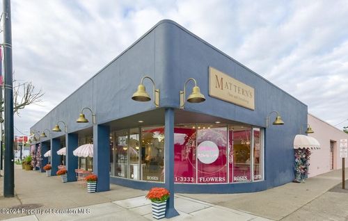 447 Market St, Kingston, PA, 18704-4511 | Card Image