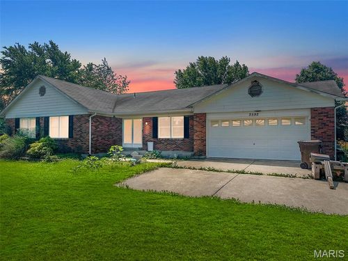 2592 W Highway U, Hawk Point, MO, 63349-2320 | Card Image