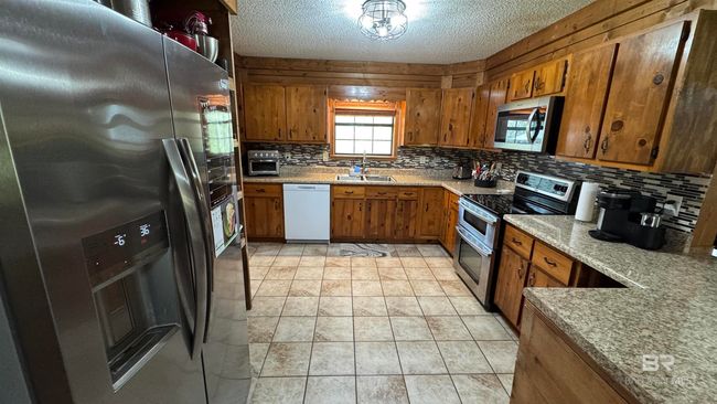 Kitchen | Image 15