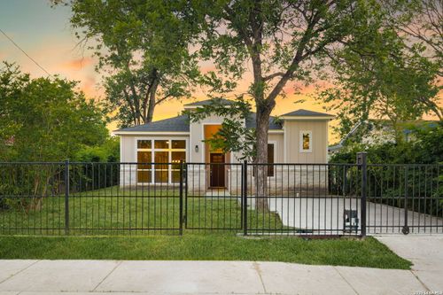 1243 W Harlan Ave, San Antonio, TX, 78211-1517 | Card Image