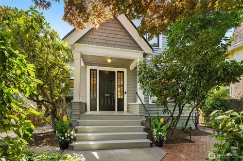 1515 2nd Avenue W, Seattle, WA, 98119 | Card Image