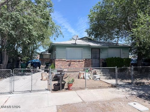 861 Aitken St, Reno, NV, 89502-1313 | Card Image