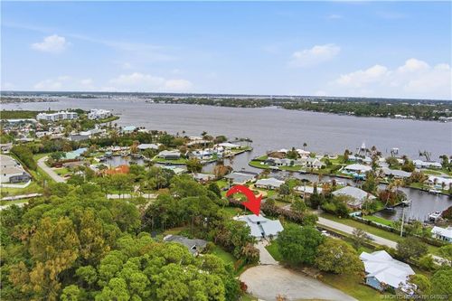 1250 Carl Metz Ln, Palm City, FL, 34990-2454 | Card Image