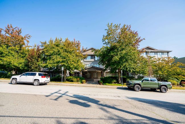 102 - 1280 Merklin Street, Condo with 2 bedrooms, 2 bathrooms and 1 parking in White Rock BC | Image 4
