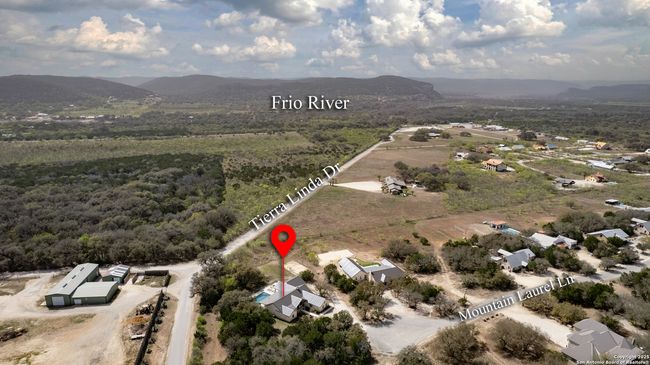 274 Mountain Laurel Ln, House other with 5 bedrooms, 6 bathrooms and null parking in Concan TX | Image 50