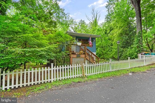 230 Playwicki St, LANGHORNE, PA, 19047-2594 | Card Image