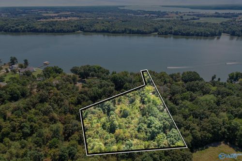 1052 York Dr, Rogersville, AL, 35652 | Card Image