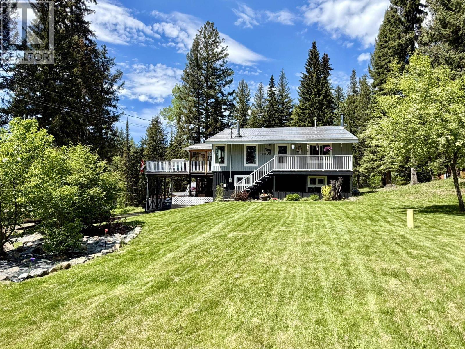 Residential in Deka Lake / Sulphurous / Hathaway Lakes