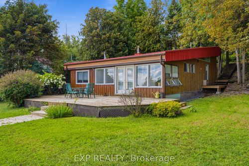 15 Neely St, Dunrobin, ON, K0A1T0 | Card Image
