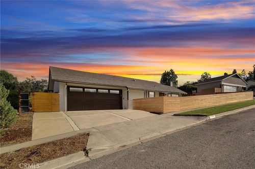 28051 Calle Santa Ynez, San Juan Capistrano, CA, 92675-3311 | Card Image