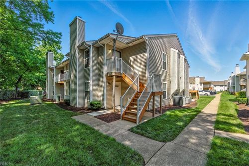 647 Crows Nest Ct, Virginia Beach, VA, 23462-1676 | Card Image