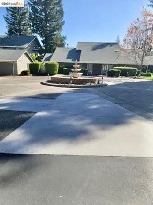 8080 Briar Ridge Lane, Citrus Heights, CA, 95610 | Card Image