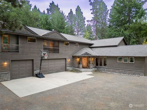 560 Evergreen Valley Loop, Ronald, WA, 98940 | Card Image