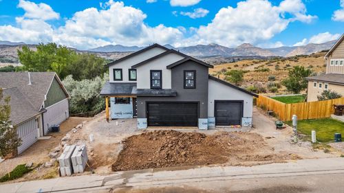 1403 Munro Ave, Rifle, CO, 81650-3677 | Card Image