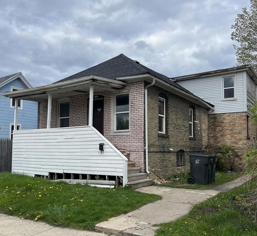 2143 Howe Street, Mount Pleasant, WI, 53403 | Card Image