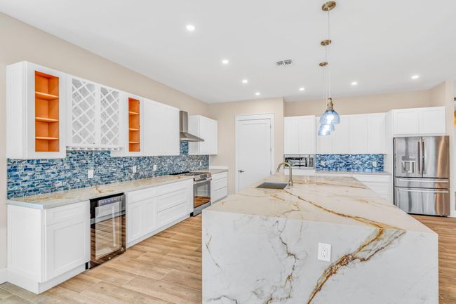 Kitchen | Image 9