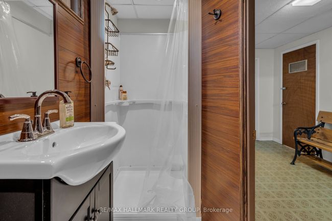 25 Ellery Cres, House other with 4 bedrooms, 2 bathrooms and 3 parking in Nepean ON | Image 26