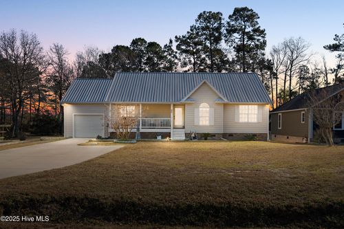 285 Riverside Dr Sw, Supply, NC, 28462-2765 | Card Image