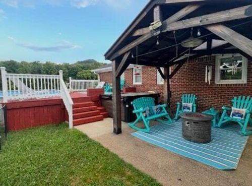 5425 Jane Todd Crawford Trl, Gravel Switch, KY, 40328 | Card Image